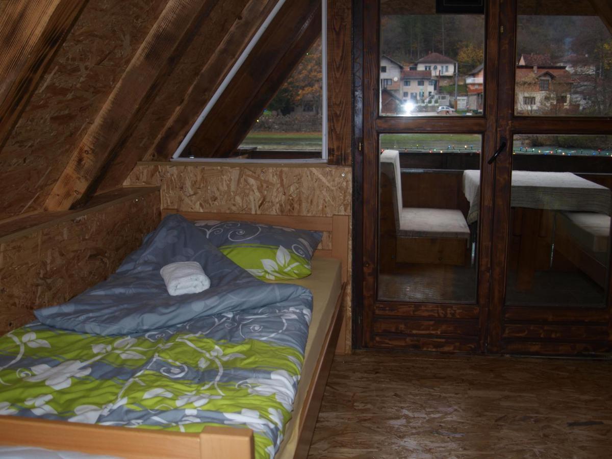 Apartamento Alfa Kulen Vakuf Exterior foto