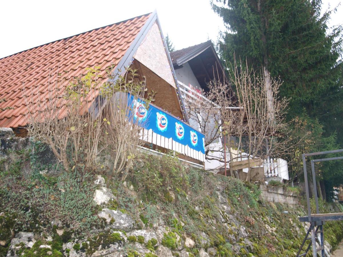 Apartamento Alfa Kulen Vakuf Exterior foto